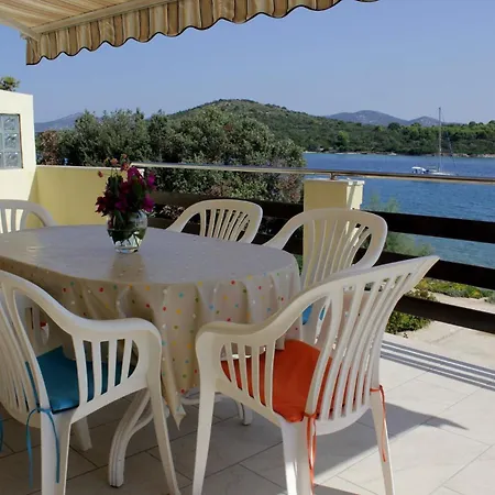 Davor Apartmán