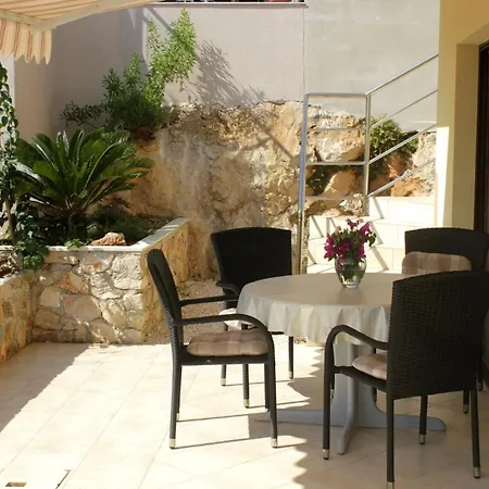 Apartmán Davor Mali Iž