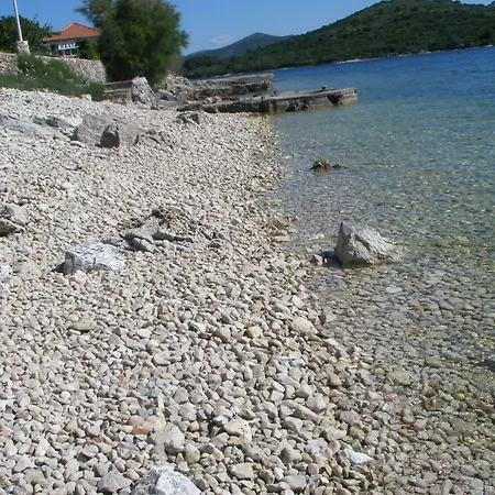 Davor * Mali Iž